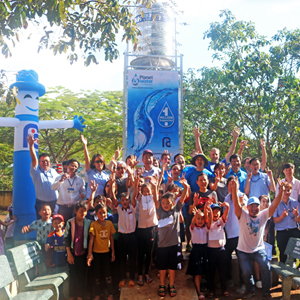  Far Eastern Apparel (Vietnam) Ltd. guards the community with clean water 