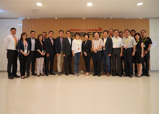 Taitung county magistrate visited FET, demonstrating his determination to promote smart city
