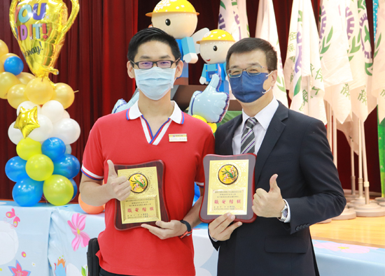 Tainan Far Eastern Department Store was awarded as excellent unit and excellent personnel of occupational safety and health