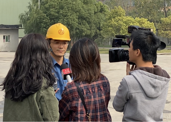 Nanchang Yadong Cement's occupational health work was affirmed and interviewed by Nanchang TV station