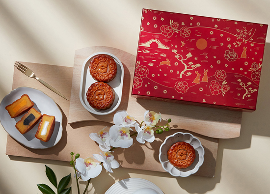 Far Eastern Plaza Hotel, Tainan has launched Mid Autumn moon cake gift box