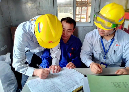 Oriental Petrochemical (Shanghai) Corporation held a competition for filling in, inspection and maintenance operations
