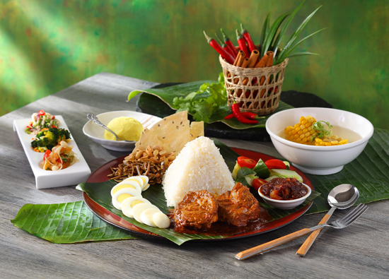 《Asia49亚洲料理及酒廊》全新商业午餐送小菜吃到饱　史上最划算