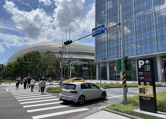 Far Eastern Electronic Toll Collection partners with 'City Car Travel' to upgrade parking services