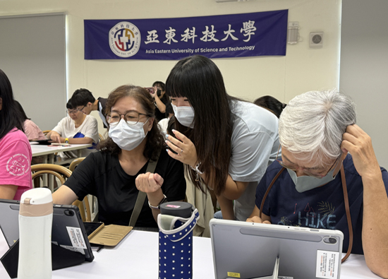 亞東科技大學陪伴兒少與長輩 傳遞希望