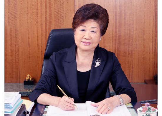 遠東商銀侯金英董事長辭世　遠企中心致敬會場開放各界緬懷