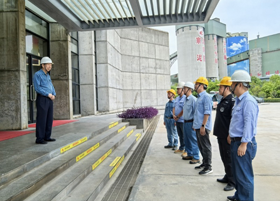 江西亚东水泥举办火灾专项演练