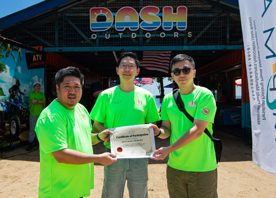 远东宝达(马)参与德沙鲁公众海滩净滩活动