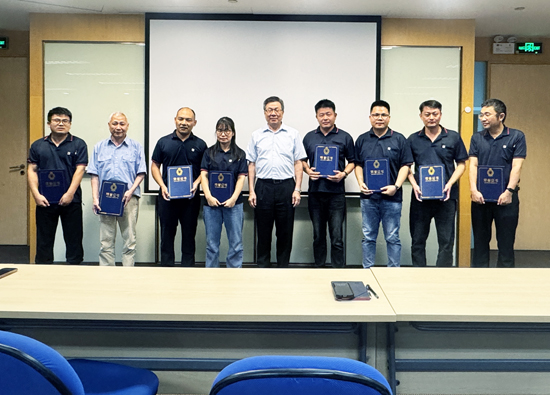 微課開發　點亮亞東人才戰略新引擎