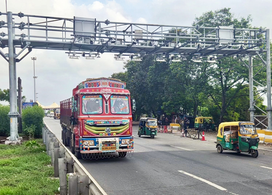「ETC台灣隊」跨海打造印度首座「多車道自由流」電子收費系統正式通車